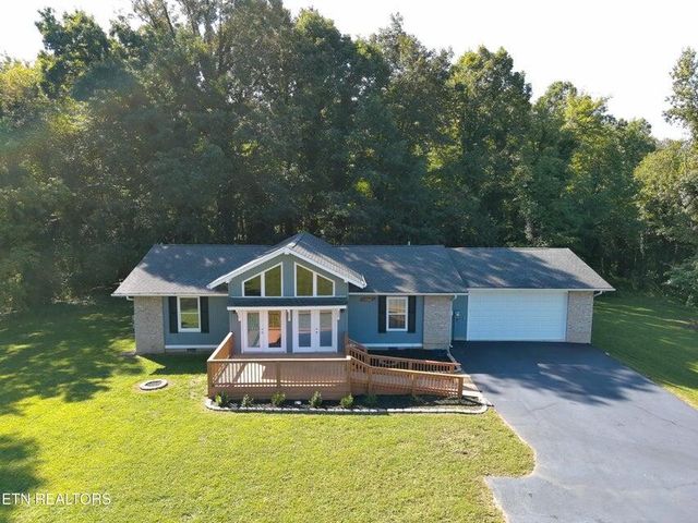 1723 Roane State Highway, Harriman, TN 37748