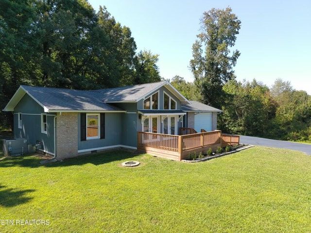 1723 Roane State Highway, Harriman, TN 37748