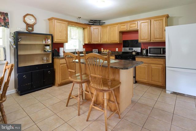 800 HIGH PINES LN, Port Matilda, PA 16870