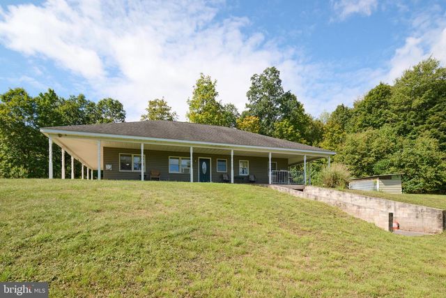 800 HIGH PINES LN, Port Matilda, PA 16870