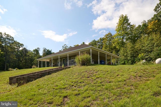 800 HIGH PINES LN, Port Matilda, PA 16870