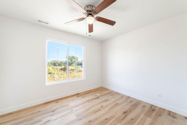 2653 FRAZIER LP, Columbia, MO 65202