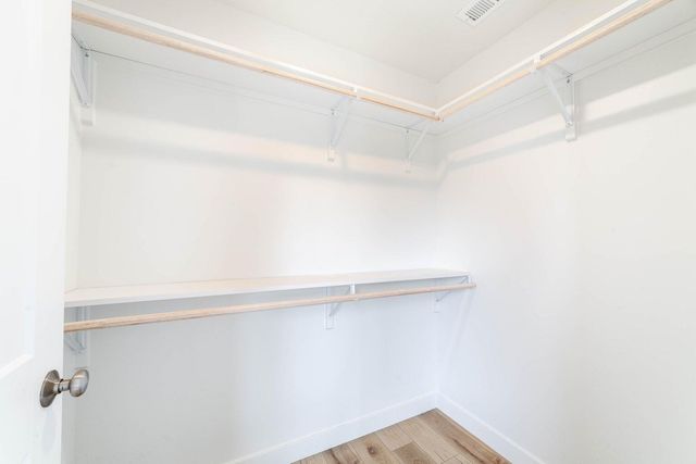 2653 FRAZIER LP, Columbia, MO 65202