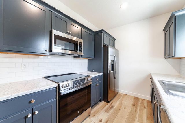 2653 FRAZIER LP, Columbia, MO 65202