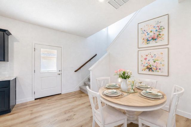 2653 FRAZIER LP, Columbia, MO 65202