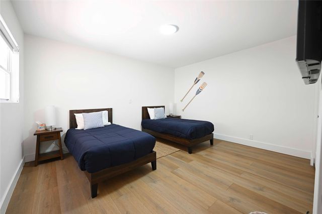 114 N Beach Rd, Hobe Sound, FL 33455