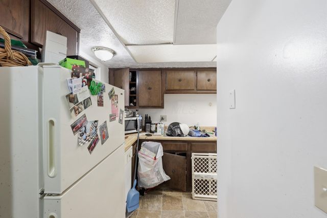 67 Merlin Drive, Westerville, OH 43081