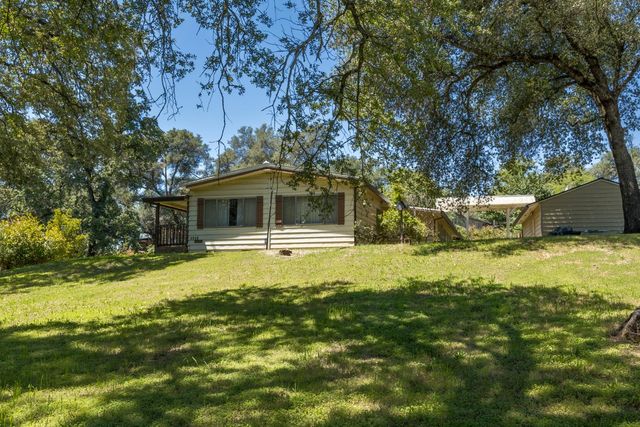 4940 Holly Dr, Shingle Springs, CA 95682