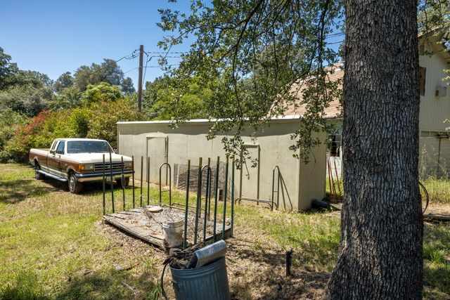 4940 Holly Dr, Shingle Springs, CA 95682
