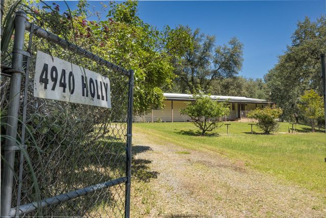 4940 Holly Dr, Shingle Springs, CA 95682