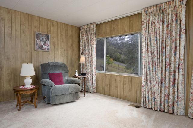 4940 Holly Dr, Shingle Springs, CA 95682