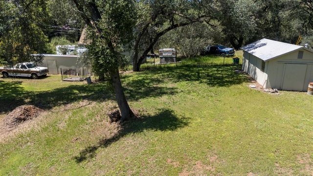 4940 Holly Dr, Shingle Springs, CA 95682