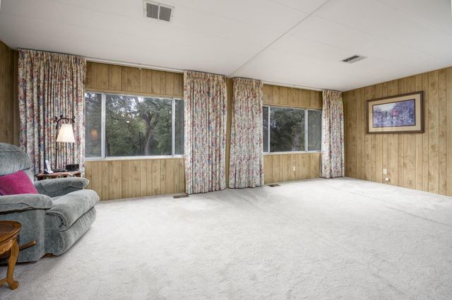 4940 Holly Dr, Shingle Springs, CA 95682