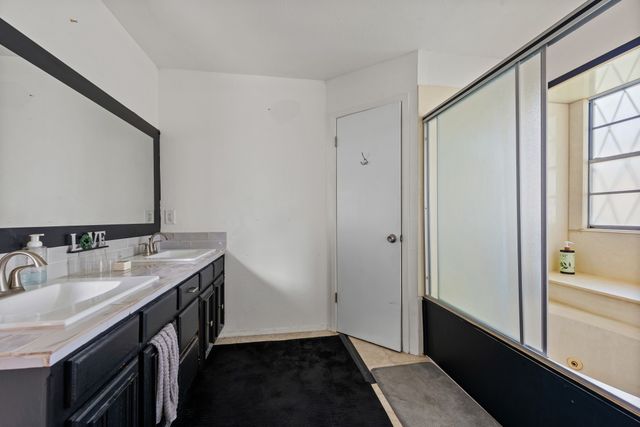 708 Del Mar Lane, Arlington, TX 76012