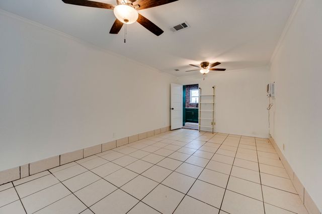 613 E Avenue F, Midlothian, TX 76065