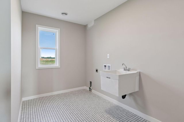 1763 Spruce Street, Farmington, MN 55024