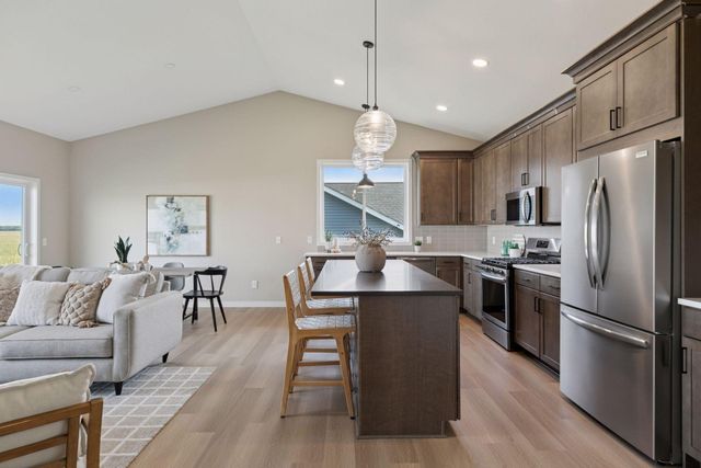 1763 Spruce Street, Farmington, MN 55024