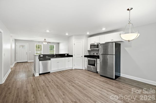 1514 Jamaica Road, Kannapolis, NC 28083