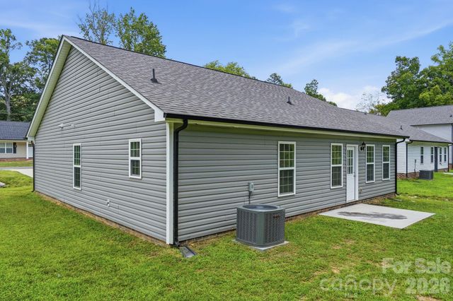 1514 Jamaica Road, Kannapolis, NC 28083