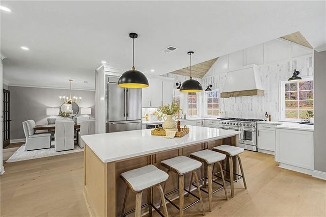 8035 Canter Lane, Alpharetta, GA 30009