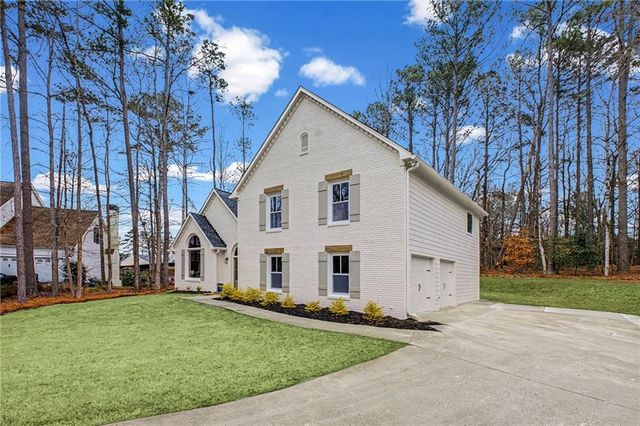 8035 Canter Lane, Alpharetta, GA 30009