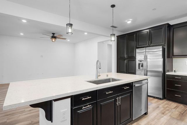 6049 Element Ln, Roseville, CA 95747