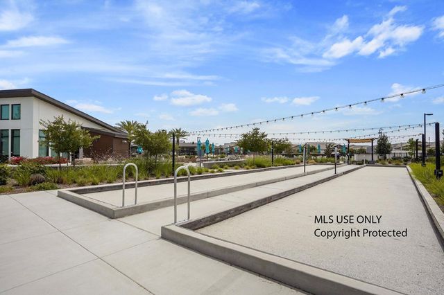 6049 Element Ln, Roseville, CA 95747