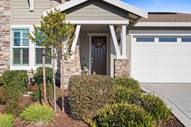 6049 Element Ln, Roseville, CA 95747