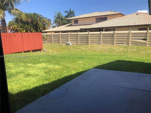 719 SE 3rd Ave 719, Dania Beach, FL 33004