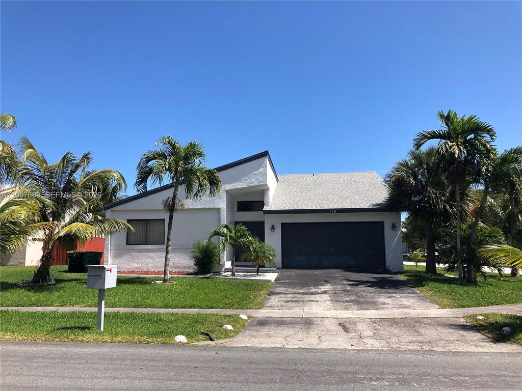 719 SE 3rd Ave 719, Dania Beach, FL 33004