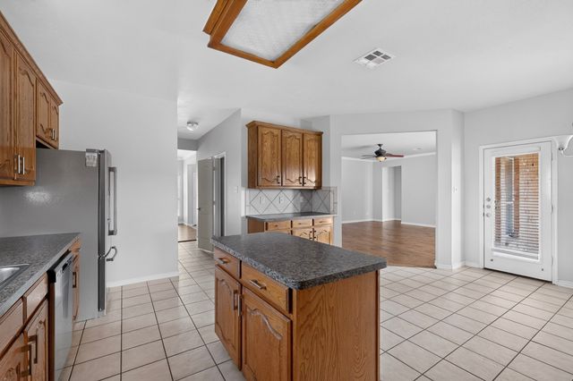 1236 Blue Brook Drive, Rockwall, TX 75087