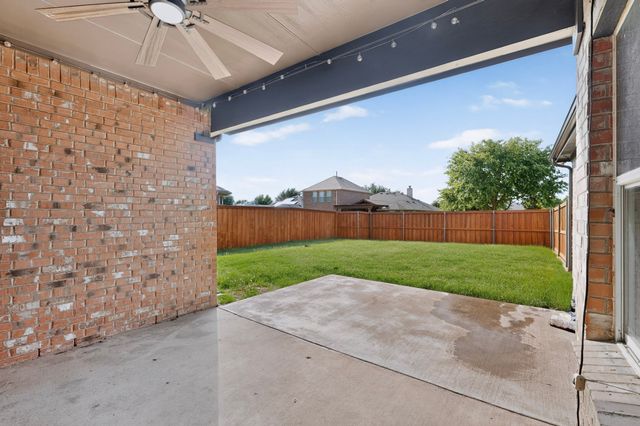 1236 Blue Brook Drive, Rockwall, TX 75087