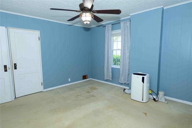 107 Telegraph Rd, Luzerne Twp, PA 15417