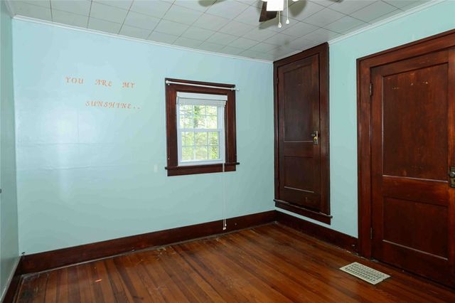 107 Telegraph Rd, Luzerne Twp, PA 15417