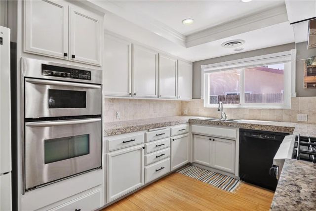 1409 Longway Lane, Bakersfield, CA 93309