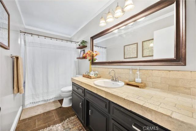 1409 Longway Lane, Bakersfield, CA 93309