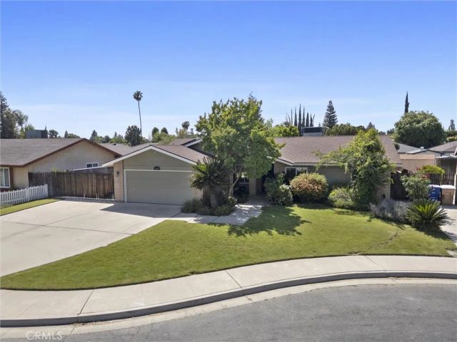 1409 Longway Lane, Bakersfield, CA 93309