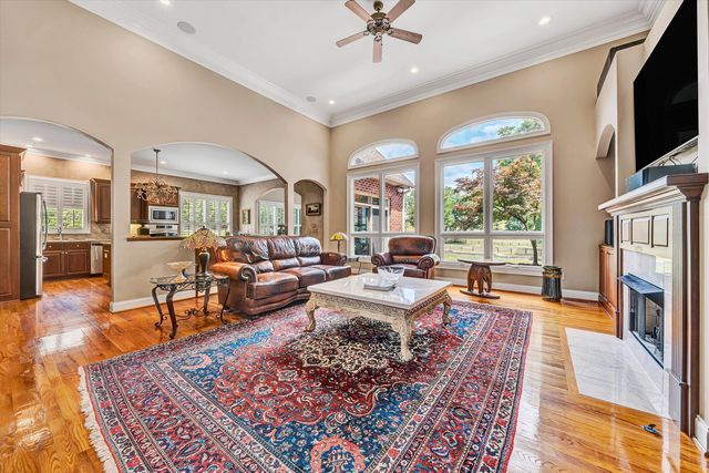 3129 Hidden Oak RD SW, Roanoke, VA 24018