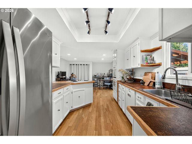 1801 Se 54TH Ave, Hillsboro, OR 97123