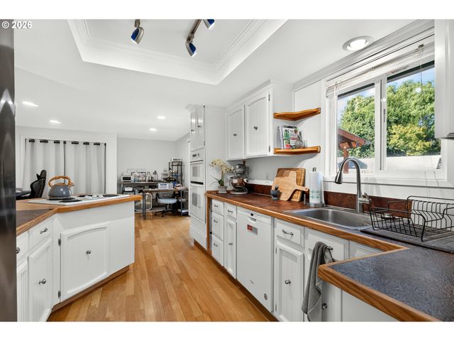 1801 Se 54TH Ave, Hillsboro, OR 97123