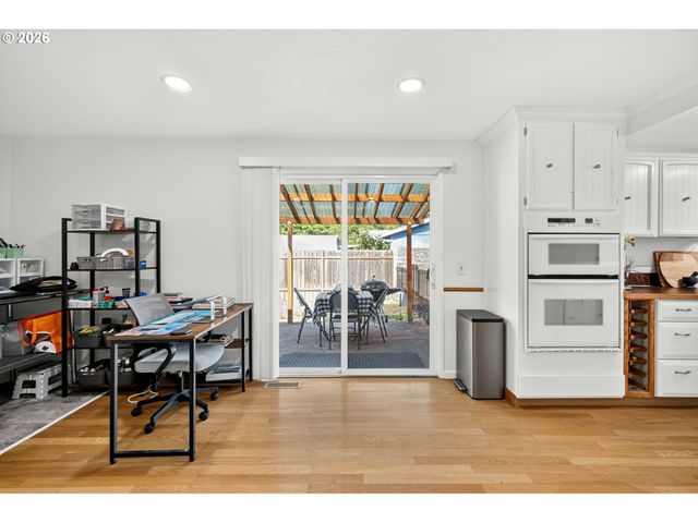 1801 Se 54TH Ave, Hillsboro, OR 97123