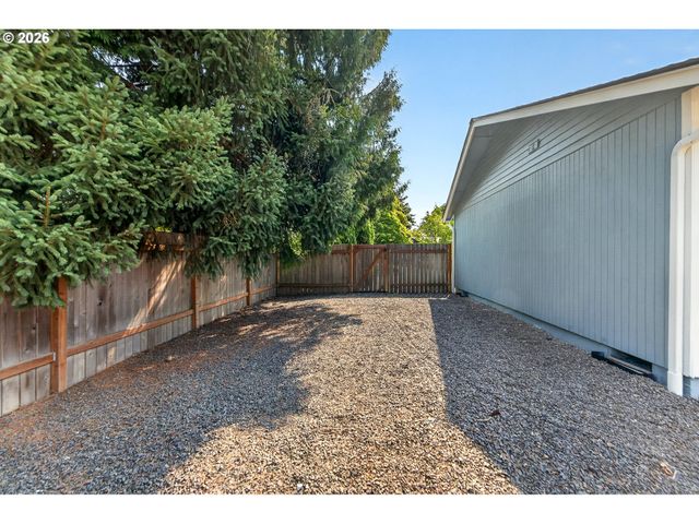 1801 Se 54TH Ave, Hillsboro, OR 97123