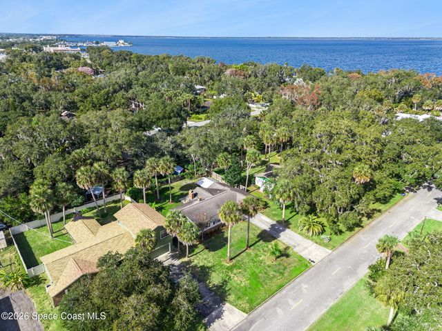 108 N Virginia Avenue, Sanford, FL 32771