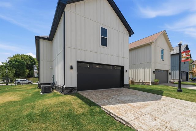 1303 Rockwater Boulevard, North Little Rock, AR 72114