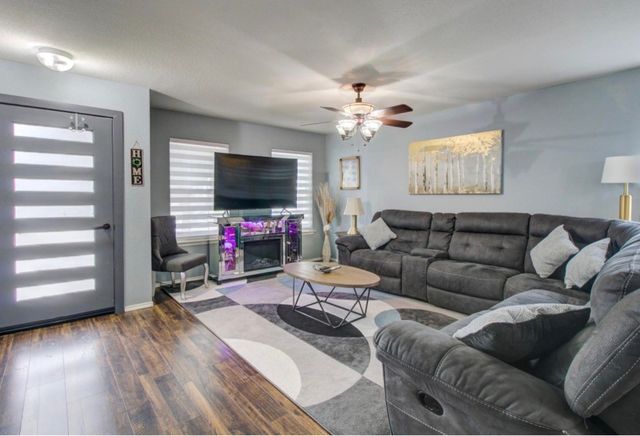 1333 Falcon Drive, Dallas, TX 75051