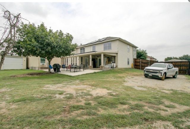 1333 Falcon Drive, Dallas, TX 75051