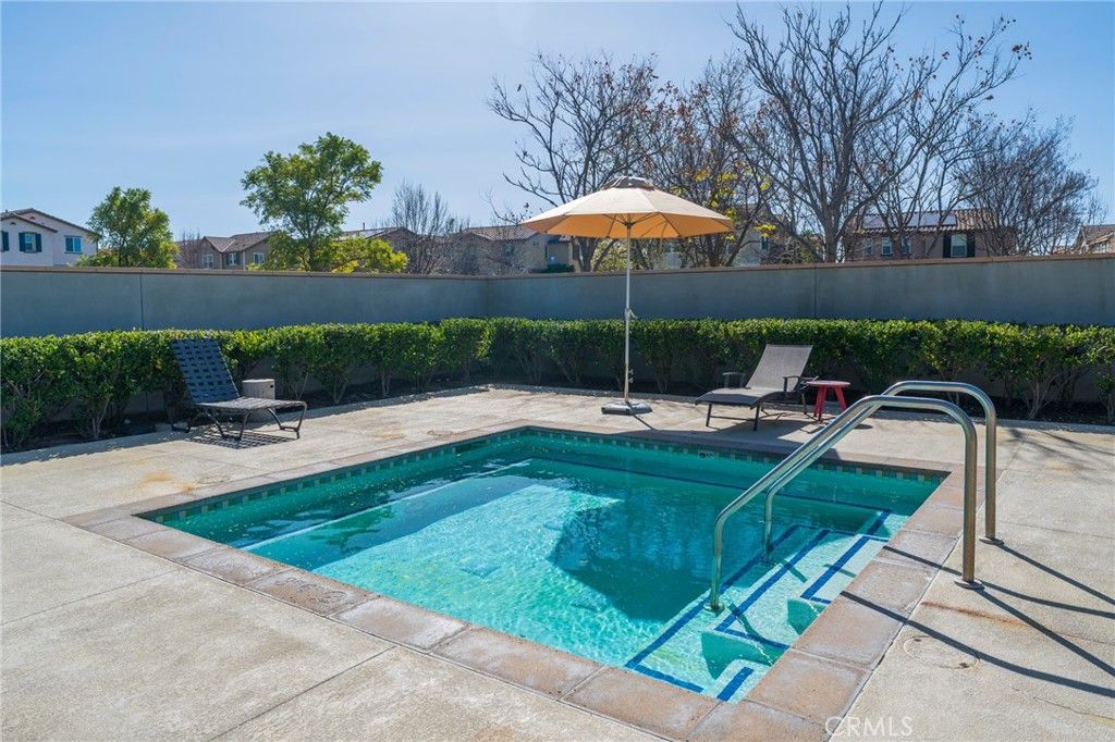 Image 34 of property listing at 27649 Skylark, Saugus, CA 91350