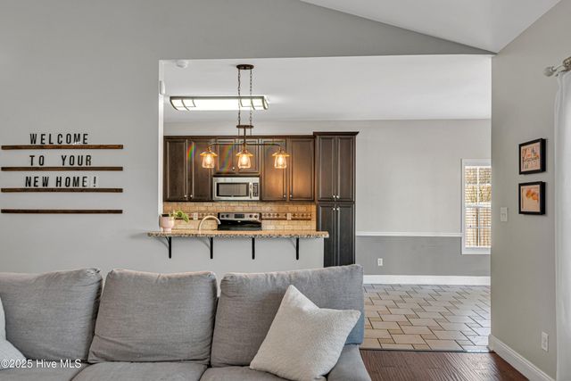 203 Sunstone Court, Jacksonville, NC 28546