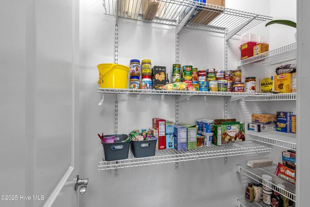 203 Sunstone Court, Jacksonville, NC 28546