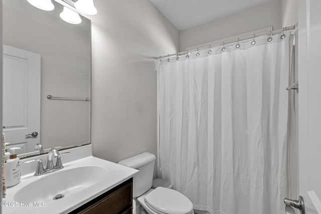 203 Sunstone Court, Jacksonville, NC 28546